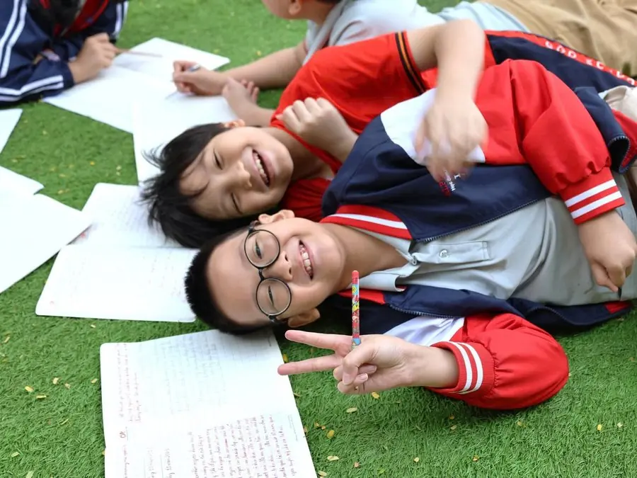 Đón trẻ và ăn sáng